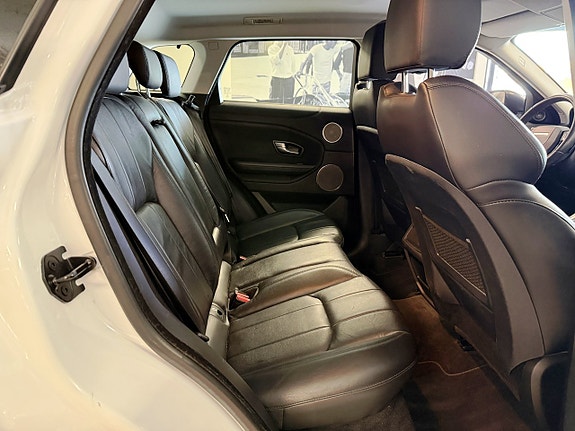 Land Rover Range Rover Evoque 11 of 21