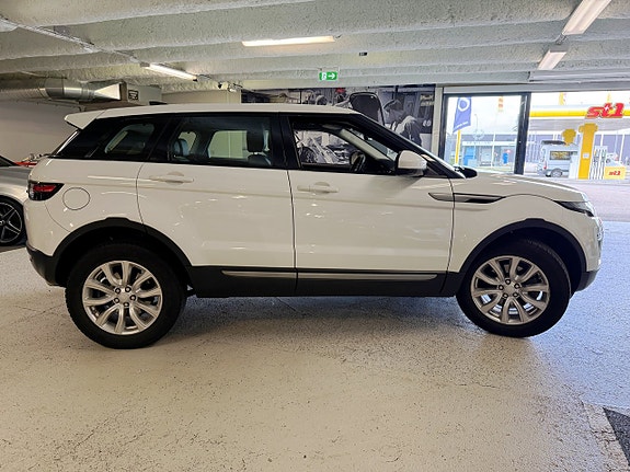 Land Rover Range Rover Evoque 6 of 21
