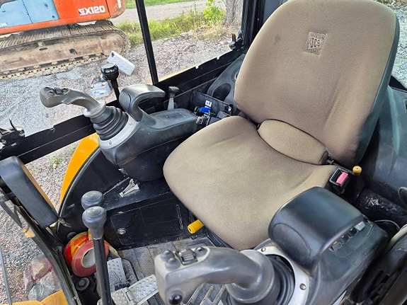 JCB 8035 ZTS - Engcon Rototilt + Rullar - Finans - Byte 6 of 12