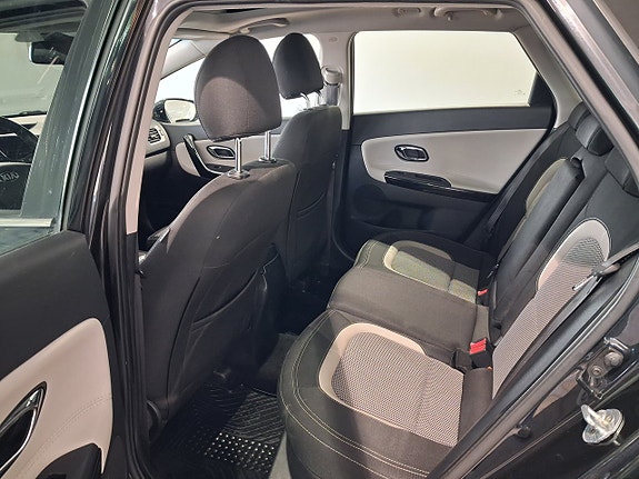 Kia Ceed 4 of 7