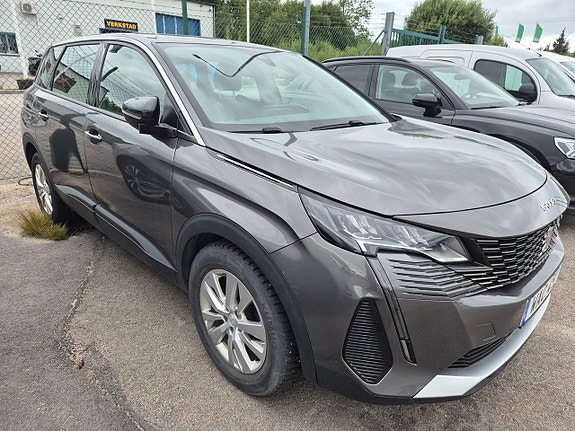 Peugeot 5008 3 of 5