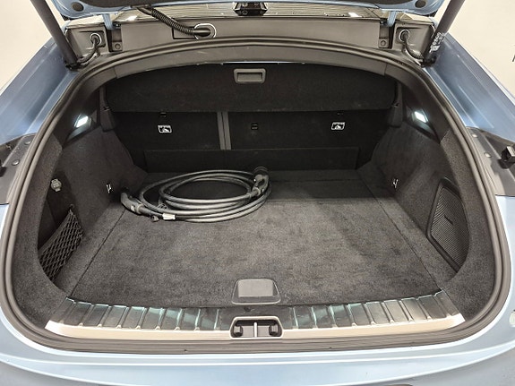 Polestar 4 10 of 11