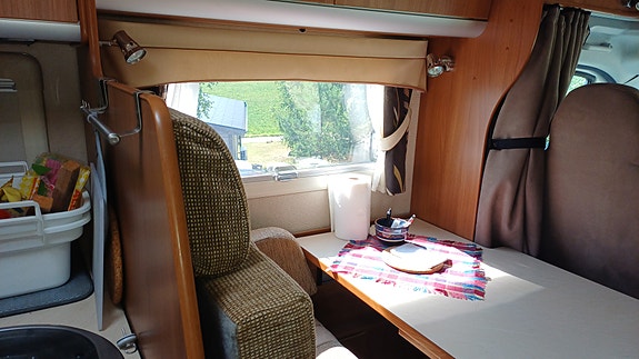 KABE 700 LXL Royal 8 of 19