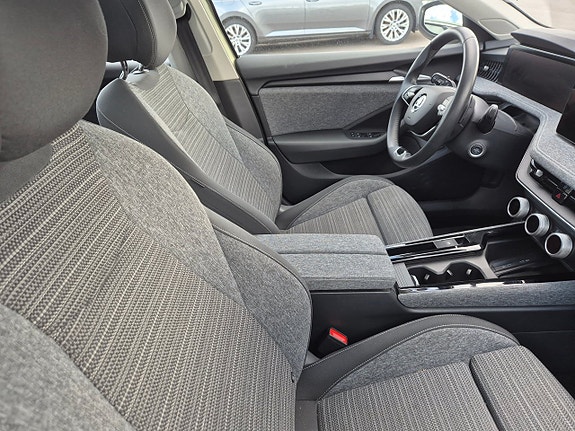 Skoda Superb 5 of 5