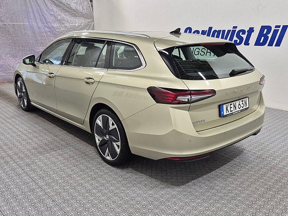 Skoda Superb 3 of 12