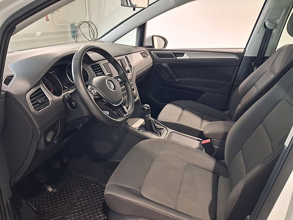 Volkswagen Golf I 3 of 6