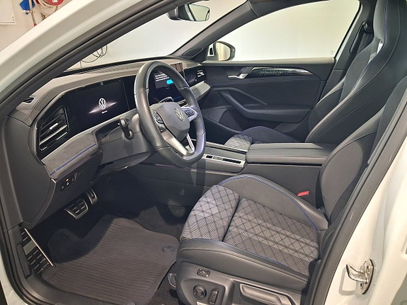 Volkswagen Passat 3 of 6