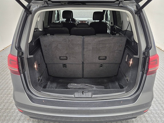 Volkswagen Sharan 8 of 14