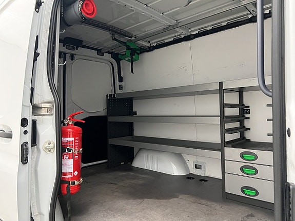 Mercedes-Benz Sprinter 317 14 of 30