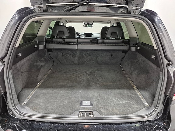 Volvo V70 9 of 9