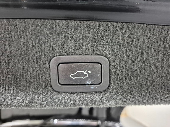 Volvo V70 8 of 9