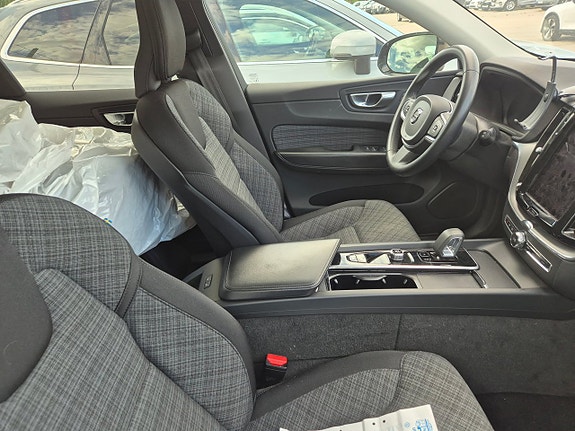 Volvo XC60 5 of 5