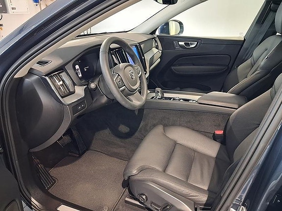 Volvo XC60 5 of 6