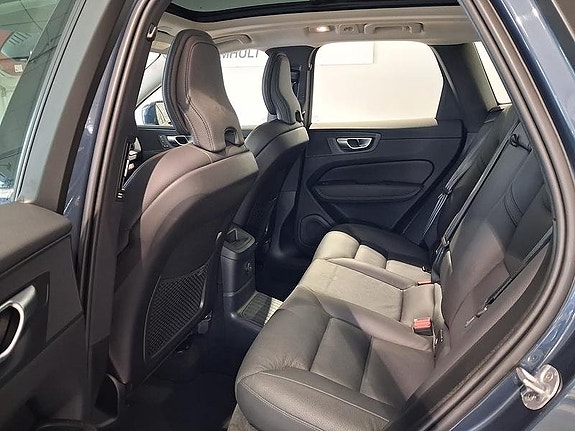 Volvo XC60 4 of 6