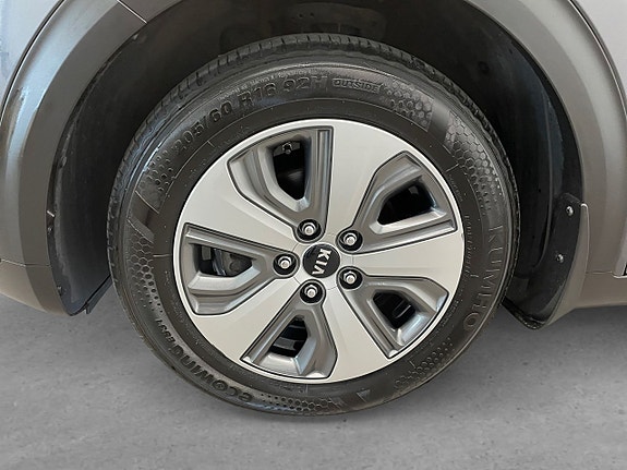Kia Niro 8 of 24