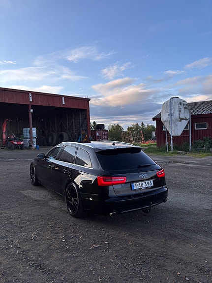 Audi A6 4 of 6