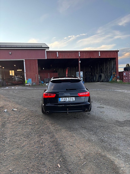 Audi A6 2 of 6