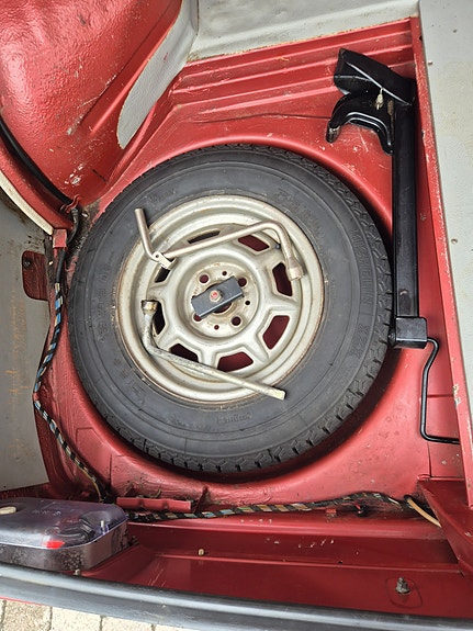 BMW 2002 9 of 9