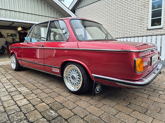 BMW 2002 2 of 9