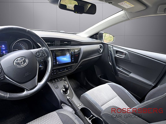 Toyota Auris 11 of 12
