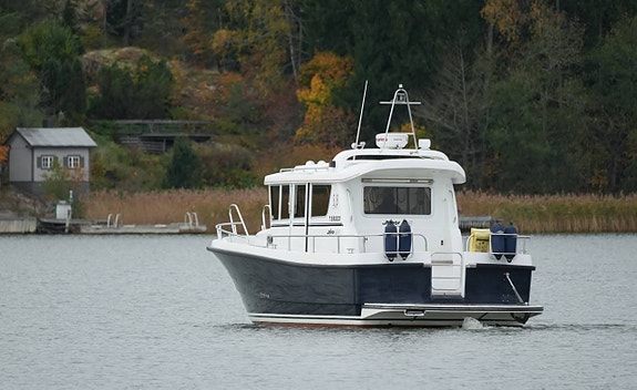 Minor 31 Offshore -12, D6 370 DPH 4 of 12