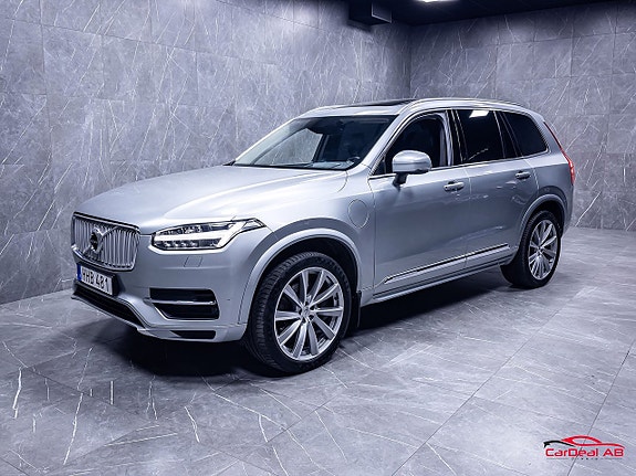 Volvo XC90 3 of 30