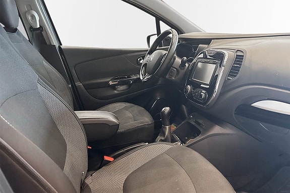 Renault Captur 6 of 10