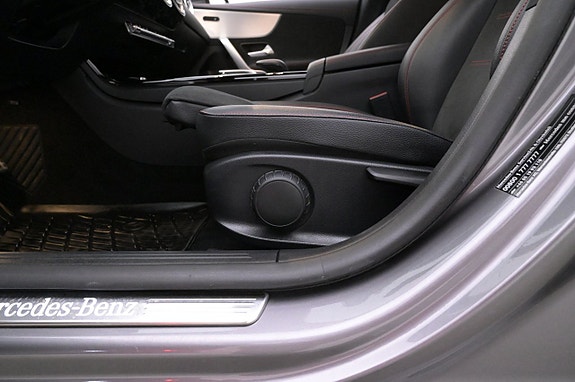 Mercedes-Benz CLA250 e 12 of 27