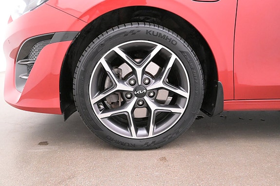 Kia Ceed 27 of 27