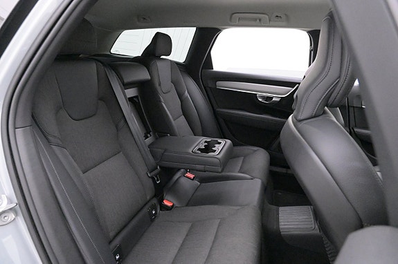 Volvo V90 20 of 27