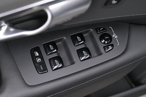 Volvo V90 10 of 27