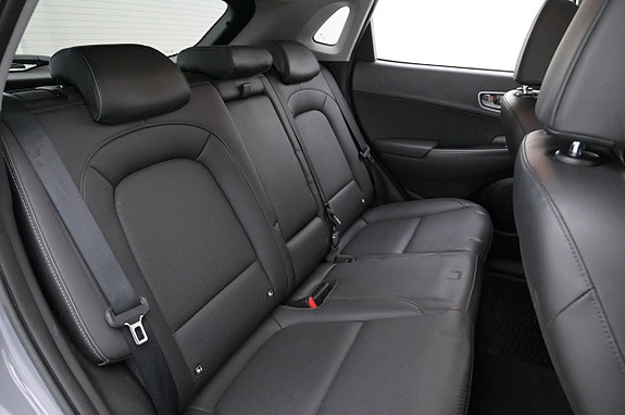 Hyundai Kona 24 of 27