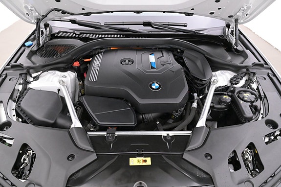 BMW 530e 26 of 27