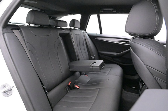 BMW 530e 20 of 27