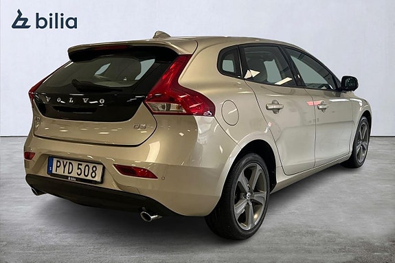 Volvo V40 19 of 21