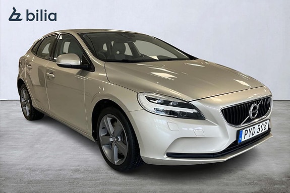 Volvo V40 20 of 21