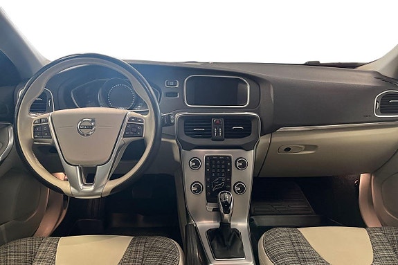 Volvo V40 10 of 21