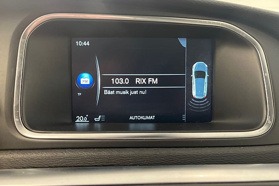 Volvo V40 15 of 21