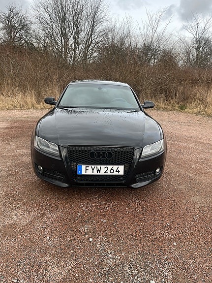 Audi A5 2 of 11