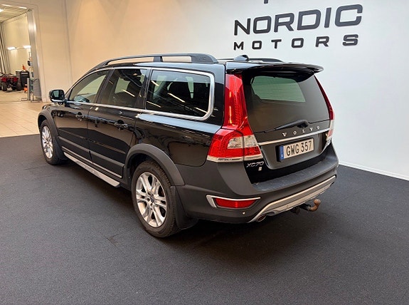 Volvo XC70 3 of 11