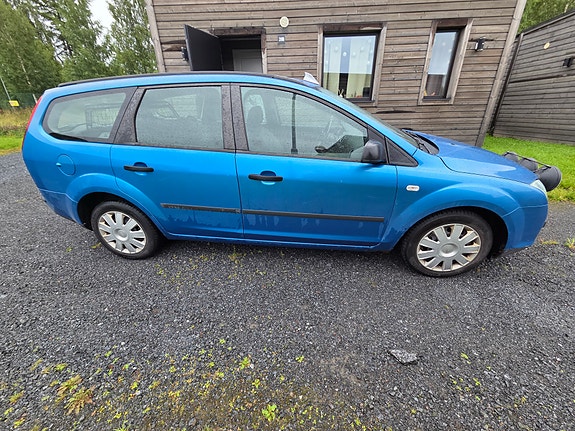 Ford Focus 7 of 11