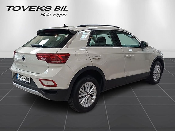 Volkswagen T-Roc 6 of 10