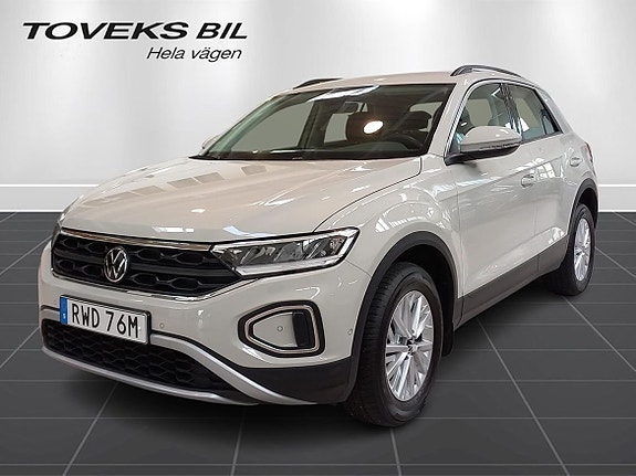 Volkswagen T-Roc 3 of 10