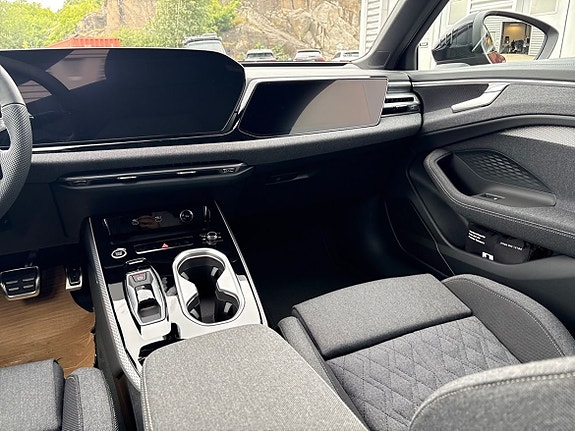 Audi A6 14 of 16
