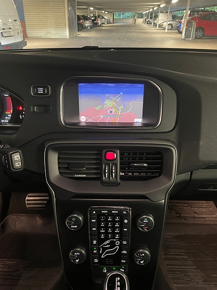 Volvo V40 7 of 10