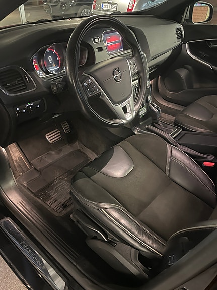 Volvo V40 5 of 10