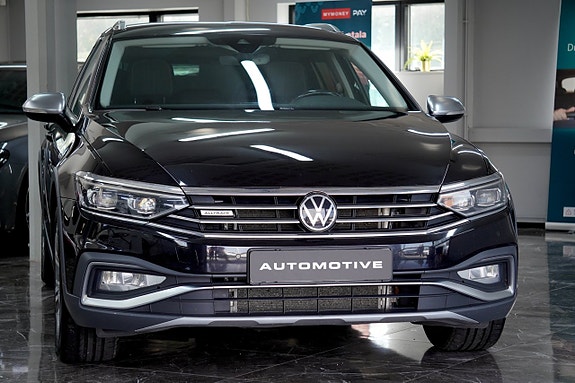 Volkswagen Passat Alltrack 7 of 17