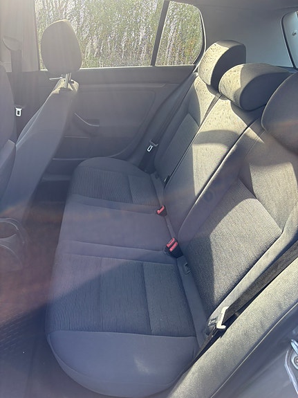Volkswagen Golf V 8 of 14