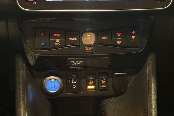 Nissan Leaf 18 of 21