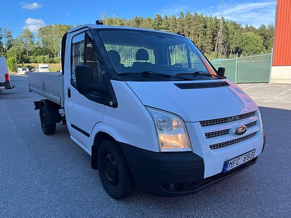 Ford Transit 2 of 12
